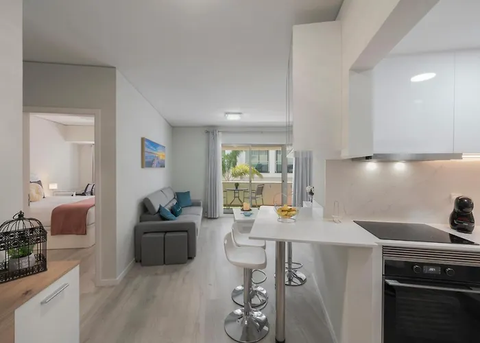 Varandas Do Lido I By An Island Apartment Funchal (Madeira)